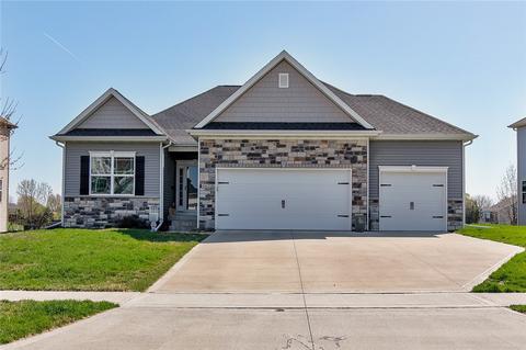 4622 SE Beaverbrook Trl, West Des Moines, IA 50265
