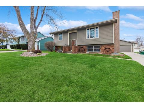 722 NE 5th St, Ankeny, IA 50021