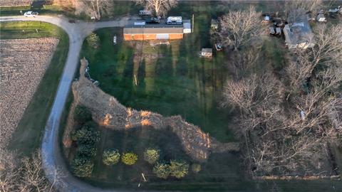 4200 N Green Lee Ave, Cumming, IA 50061