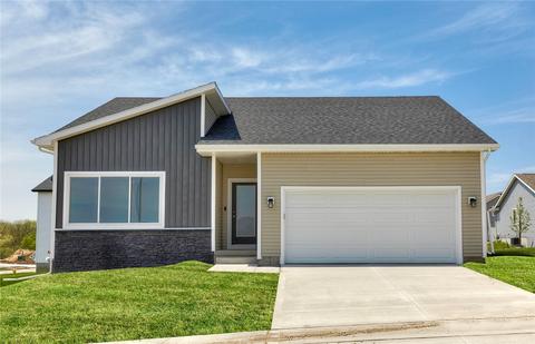 3080 Darling Rd, Waukee, IA 50263