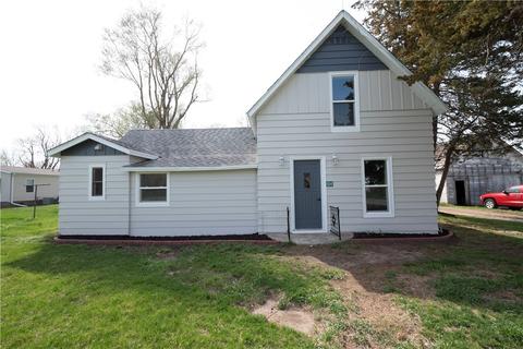 104 Bevin St, Clemons, IA 50051
