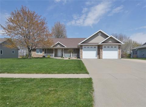 403 Fairview Dr, Oskaloosa, IA 52577