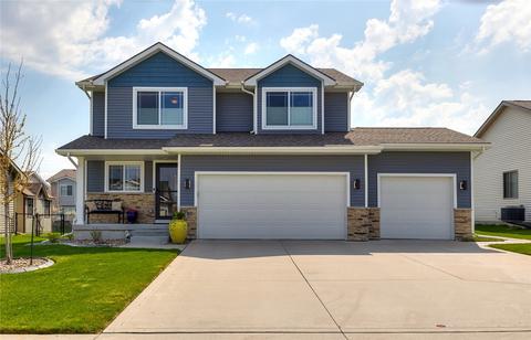 780 NE Addison Dr, Waukee, IA 50263