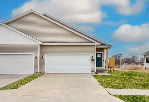 730 Linden St, Carlisle, IA 50047