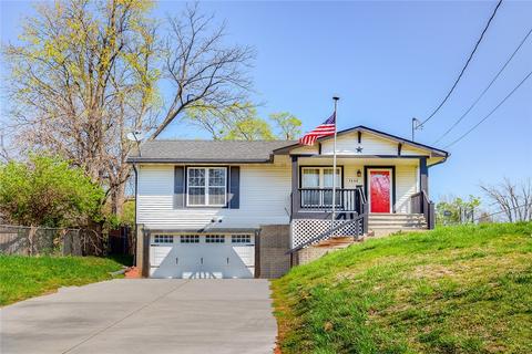 1446 E Lacona Ave, Des Moines, IA 50320