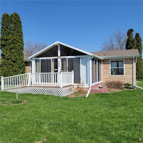 302 South St, Colo, IA 50056