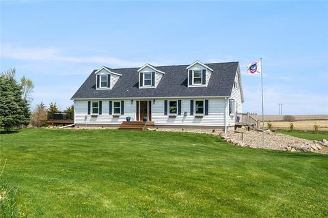 5717 156th St, Grimes, IA 50111