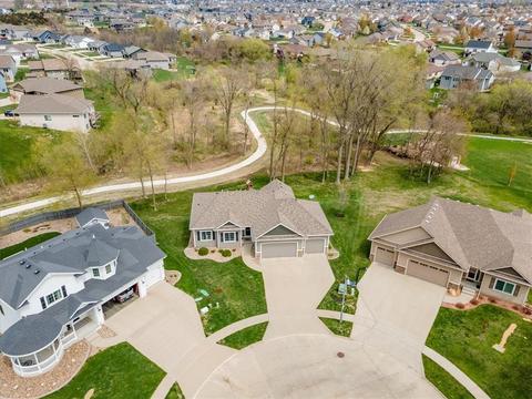 613 NW Horizon Ct, Ankeny, IA 50023