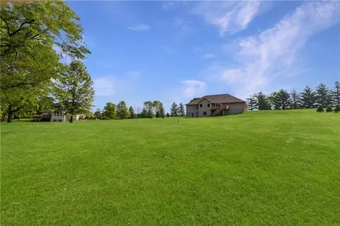 34534 Maffitt Lake Rd, Cumming, IA 50061