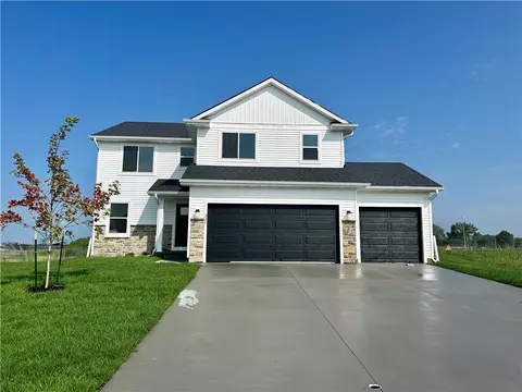 335 NW Rosemont Cir, Waukee, IA 50263