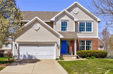 2411 Grant Cir, Ames, IA 50010