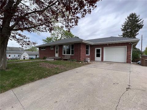 206 E Mckinney St, Runnells, IA 50237