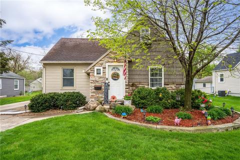7100 Monroe Ct, Urbandale, IA 50322
