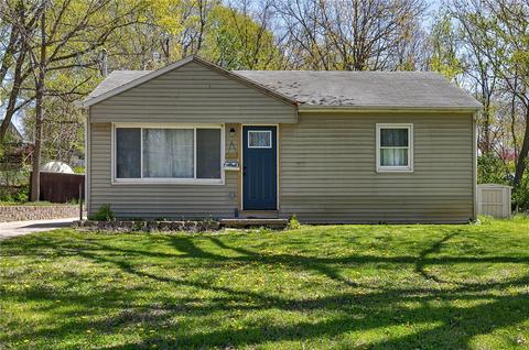 6907 SW 15th St, Des Moines, IA 50315