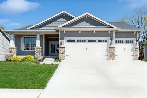 904 Shelby Dr, Adel, IA 50003
