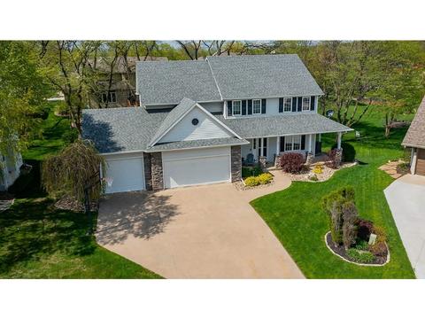 13909 Bryn Mawr Dr, Urbandale, IA 50323