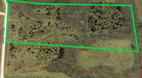 001 260th St, Winterset, IA 50273