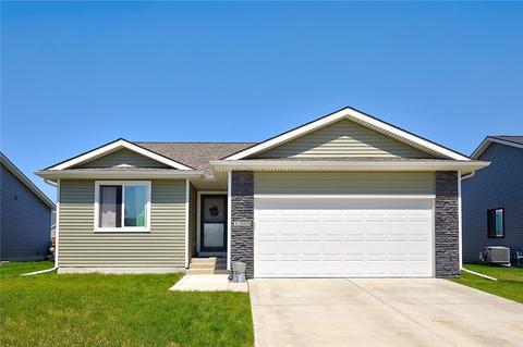 1355 NW Bunker Hill Dr, Waukee, IA 50263