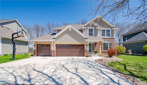 975 SE Waco Pl, Waukee, IA 50263
