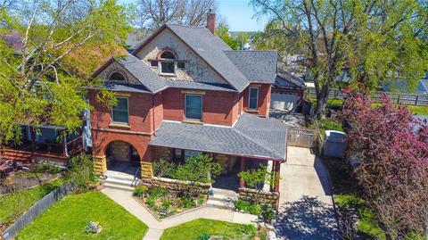 1157 10th St, Des Moines, IA 50314