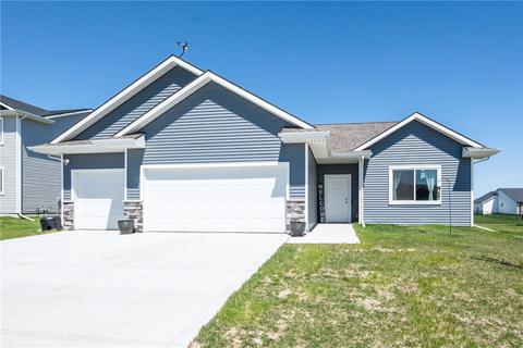 408 Westwood Dr, Huxley, IA 50124