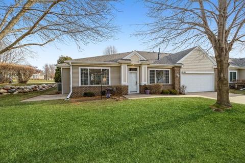 7610 Wistful Vista Dr #801, West Des Moines, IA 50266