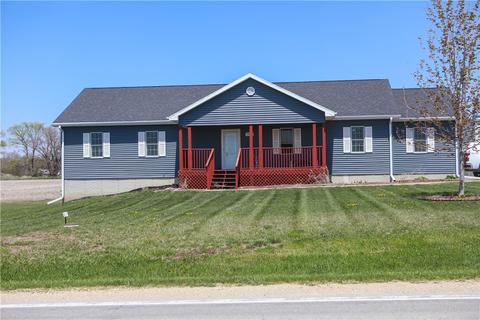 708 7th St, Menlo, IA 50164