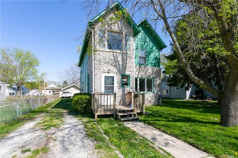 3635 Cornell St, Des Moines, IA 50313