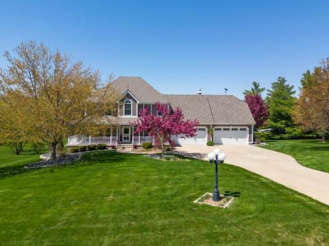 9230 NW Lakeridge Ln, Polk City, IA 50226