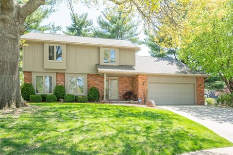 1001 45th St, West Des Moines, IA 50266