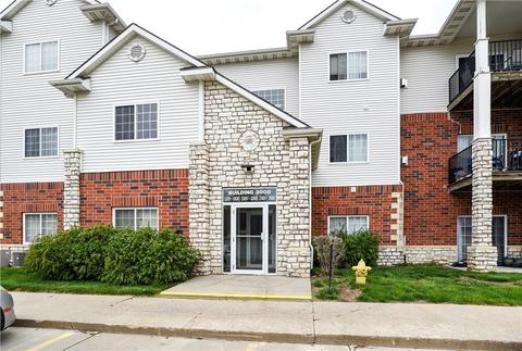6255 Beechtree Dr #3103, West Des Moines, IA 50266