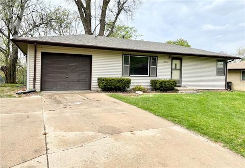 7714 SW 10th Pl, Des Moines, IA 50315