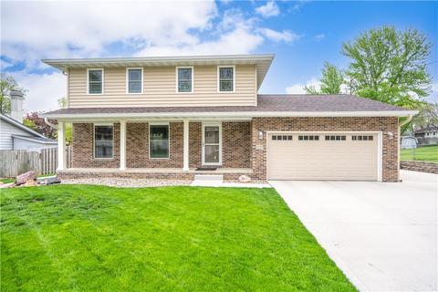 1237 28th Pl, West Des Moines, IA 50266