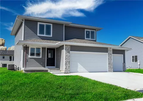 3401 NW 27th St, Ankeny, IA 50023