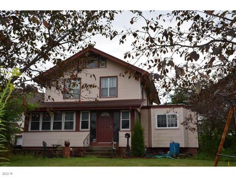 715 44th St, Des Moines, IA 50312