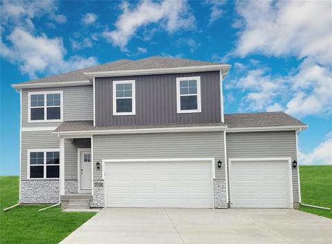 2842 E 50th Ct, Des Moines, IA 50317