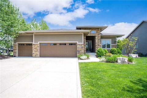 2761 NW 167th Ct, Clive, IA 50325