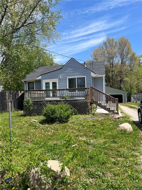 4235 NE 10th St, Des Moines, IA 50313