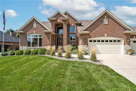 4822 147th St, Urbandale, IA 50323