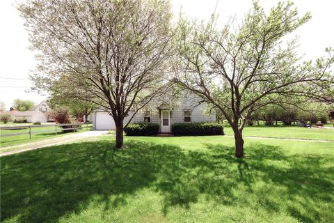 1544 3rd St, Boone, IA 50036