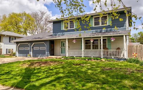 1810 Bel Air Dr, Ames, IA 50010