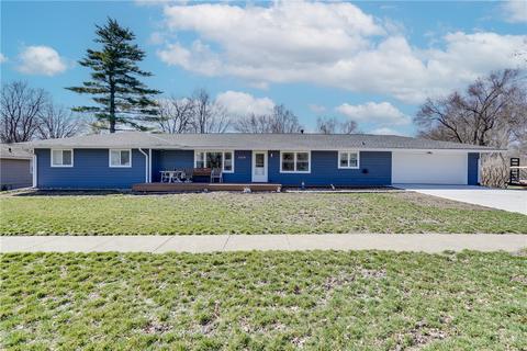 1316 Thomas St, Redfield, IA 50233