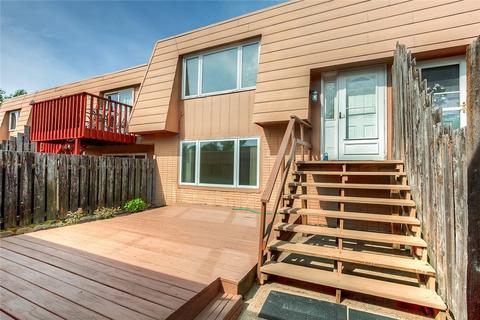 6750 School St #405, Windsor Heights, IA 50324