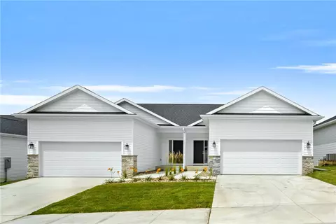 72 Keeneland Ct, Pleasant Hill, IA 50327