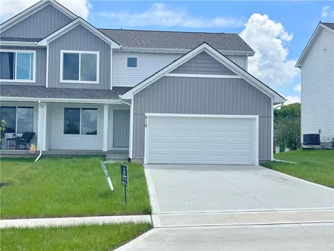 510 7th St NE, Mitchellville, IA 50169