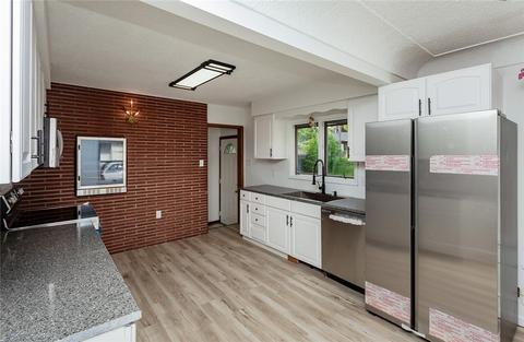 3200 Vilura Pkwy, Des Moines, IA 50310