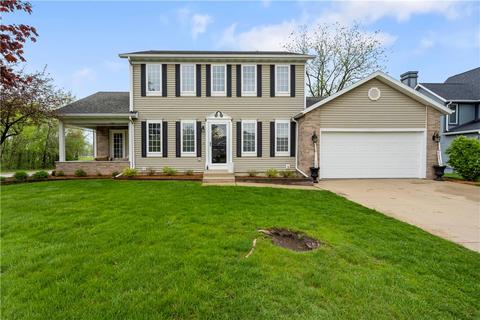501 Parkwood Cir, Huxley, IA 50124