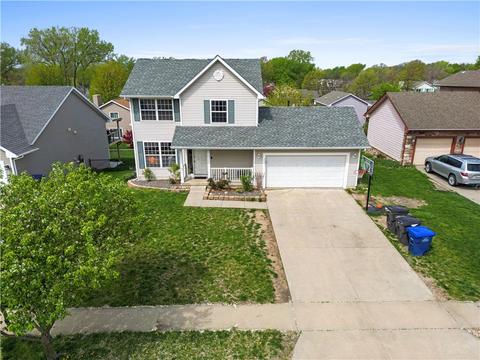 3322 E 43rd Ct, Des Moines, IA 50317