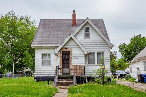 2709 Logan Ave, Des Moines, IA 50317