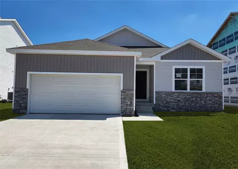 4320 NE 15th St, Ankeny, IA 50021